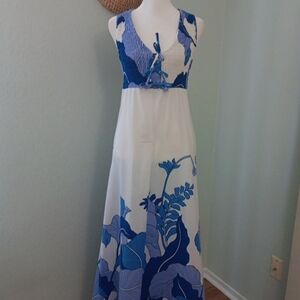 Blue & White Floral Maxi Dress with Lace-Up Bodice Vtg Hawaiian